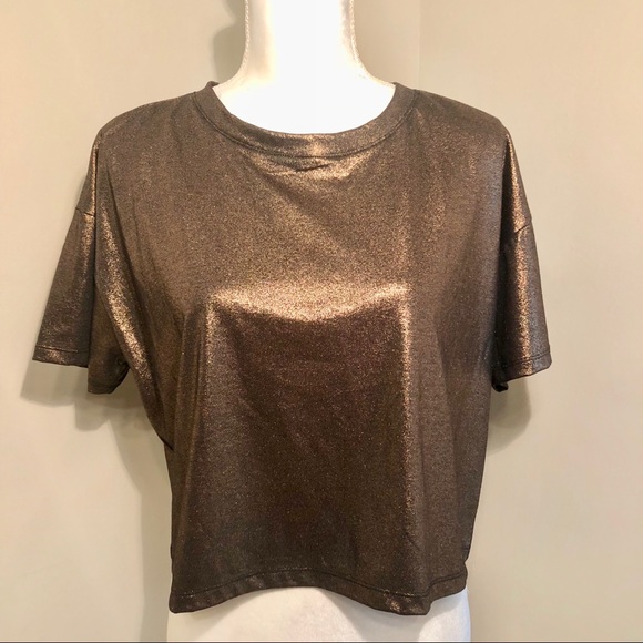NWT. Victor secret sport boxy tee. Size Medium. - Picture 3 of 4